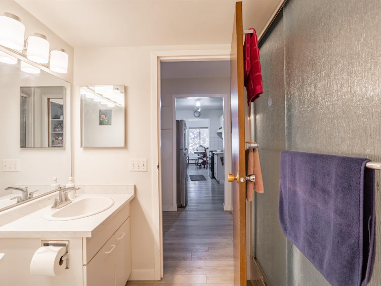 108-8860 No. 1 Road, Richmond, BC, V7C 4C2 - 19