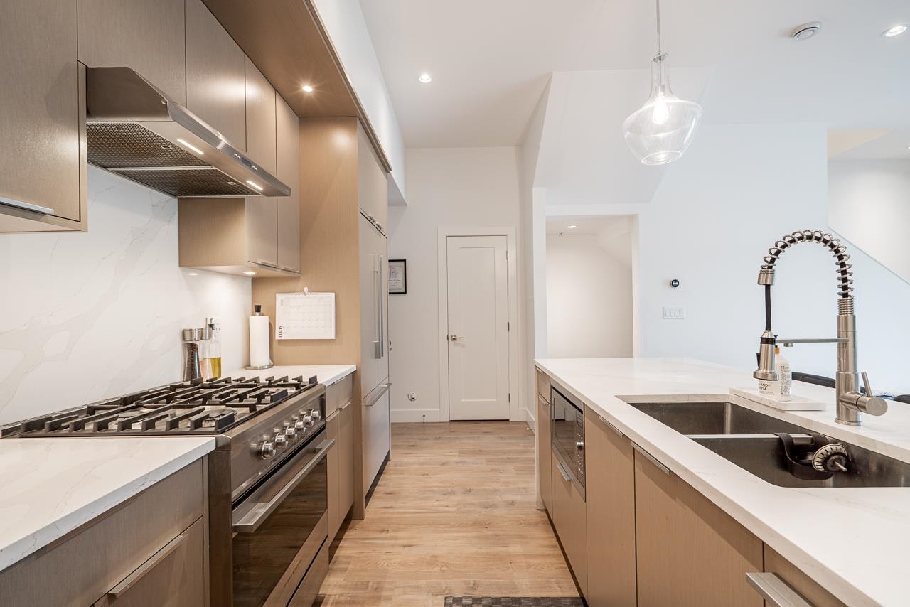 8142 202 Street, Langley, BC, V2Y 3K2 - 7