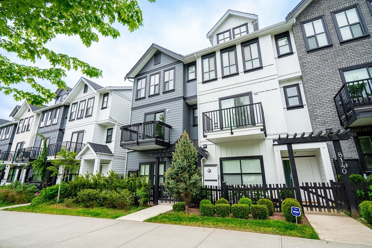 8142 202 Street, Langley, BC, V2Y 3K2