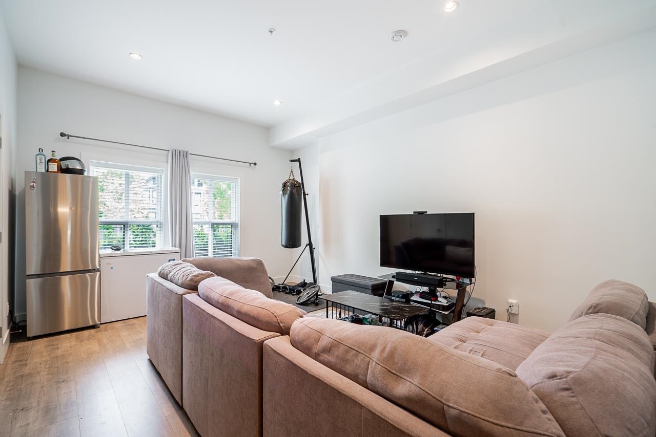 8142 202 Street, Langley, BC, V2Y 3K2 - 25