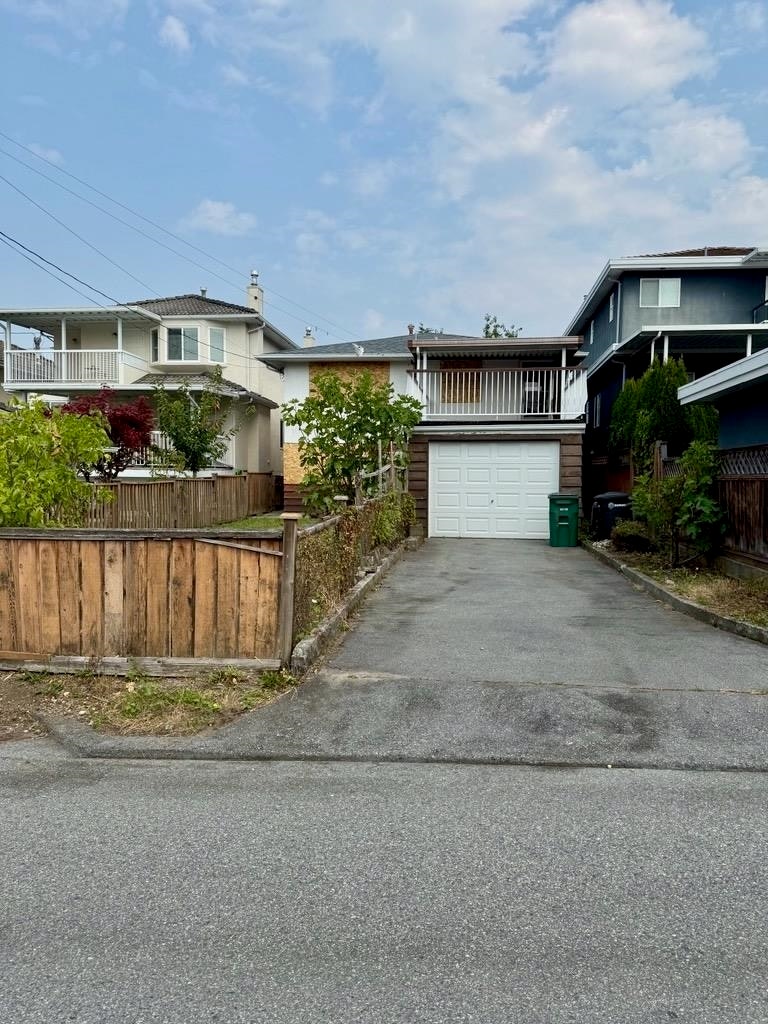 3918 Union Street, Burnaby, BC, V5C 2W7 - 5