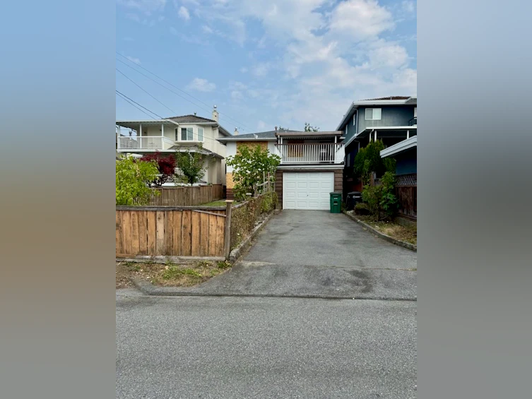 3918 Union Street, Burnaby, BC, V5C 2W7 - 5