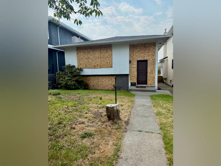 3918 Union Street, Burnaby, BC, V5C 2W7 - 4