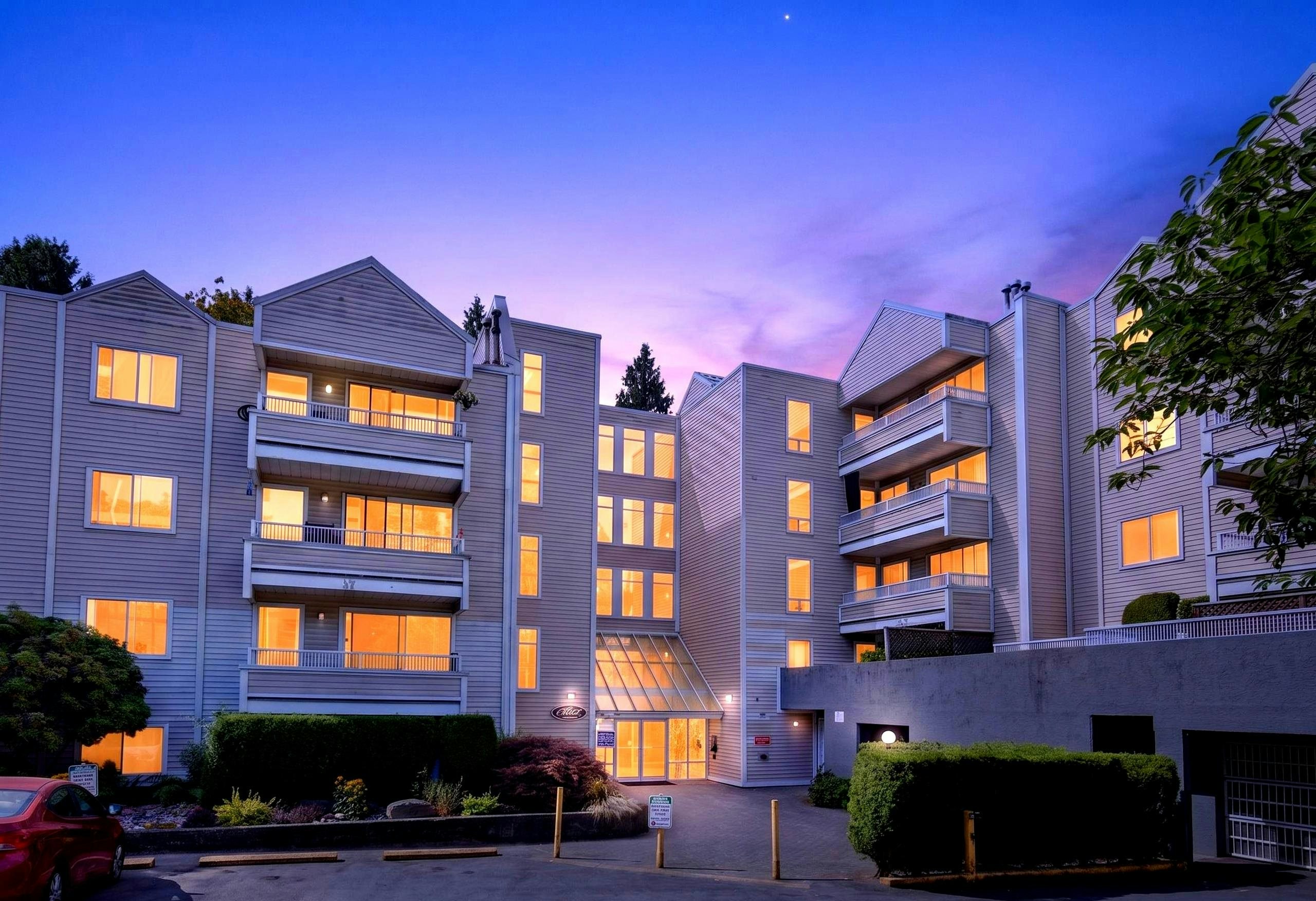 505-9644 134 Street, Surrey, BC, V3T 5M3