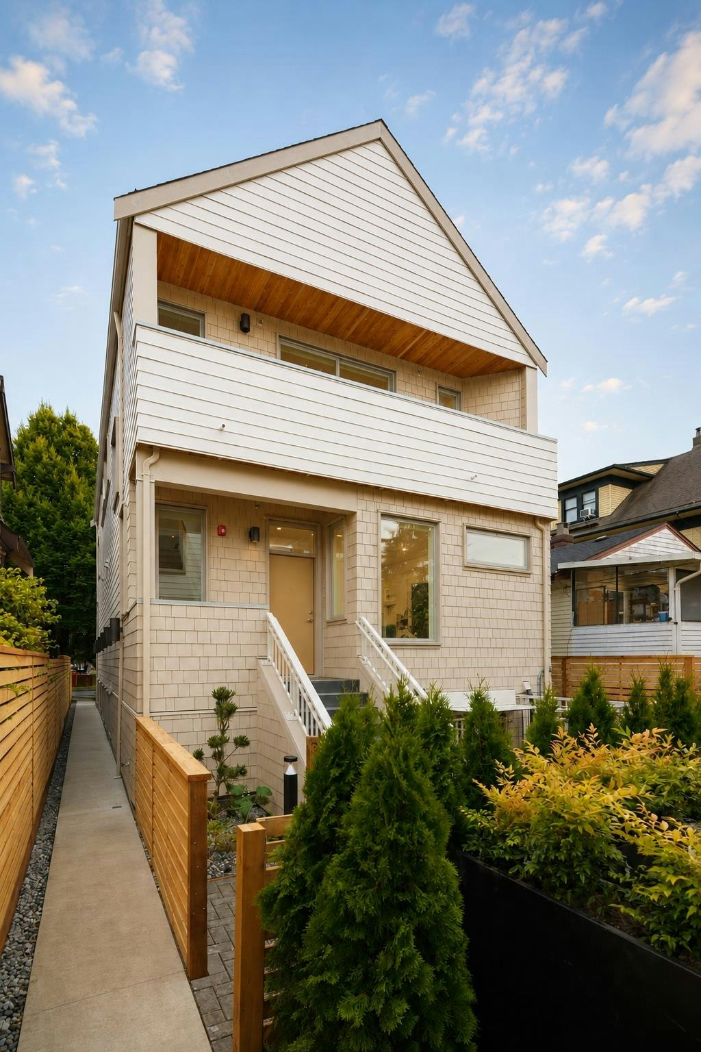 3-595 E 49th Avenue, Vancouver, BC, V5W 2H1