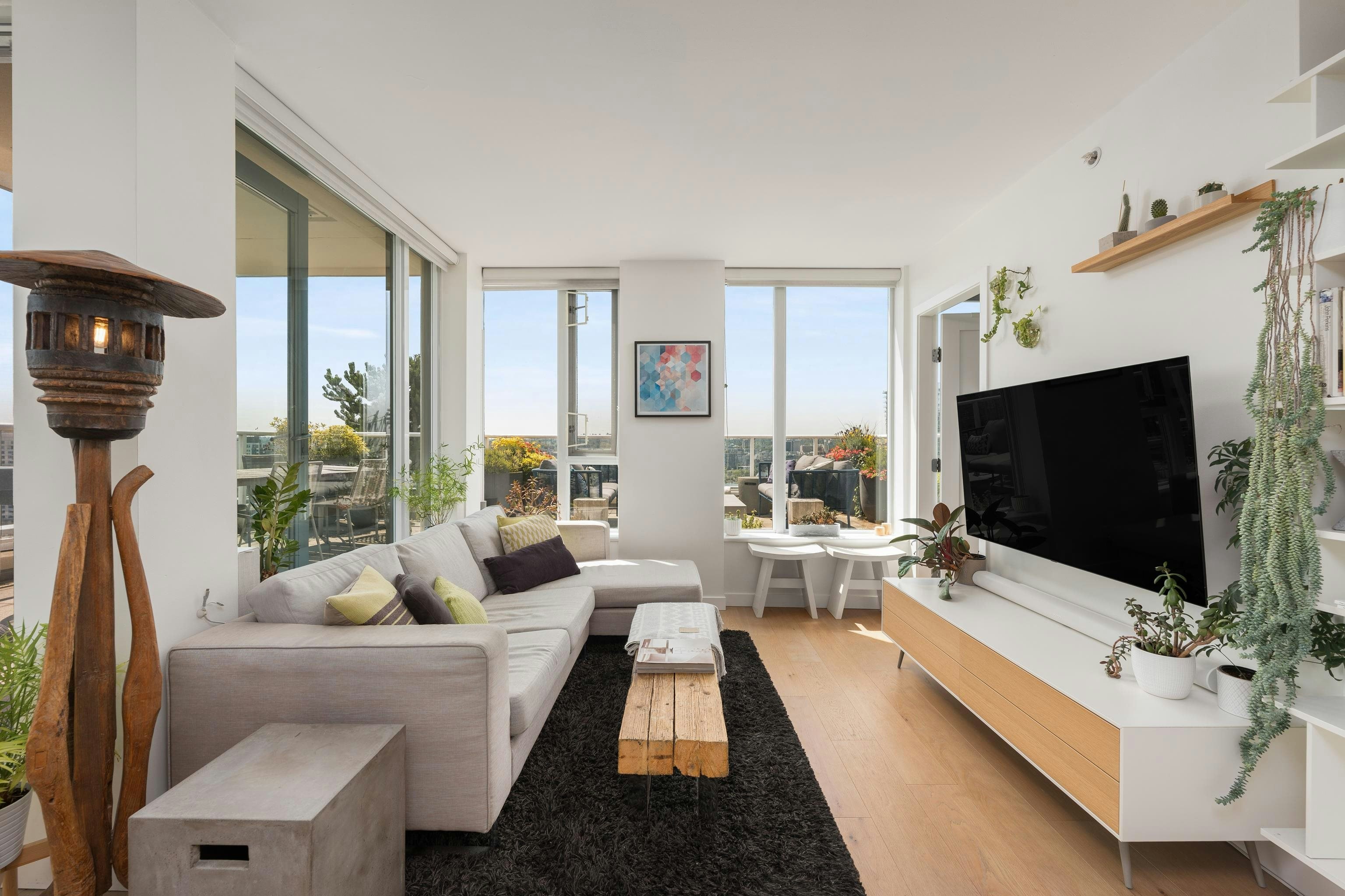 2405-550 Taylor Street, Vancouver, BC, V6B 1R1 - 9