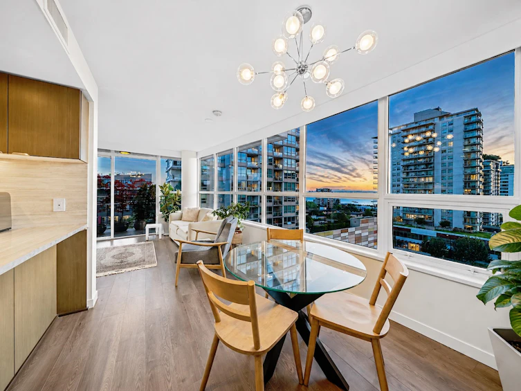704-125 E 14th Street, North Vancouver, BC, V7L 0E6 - 12