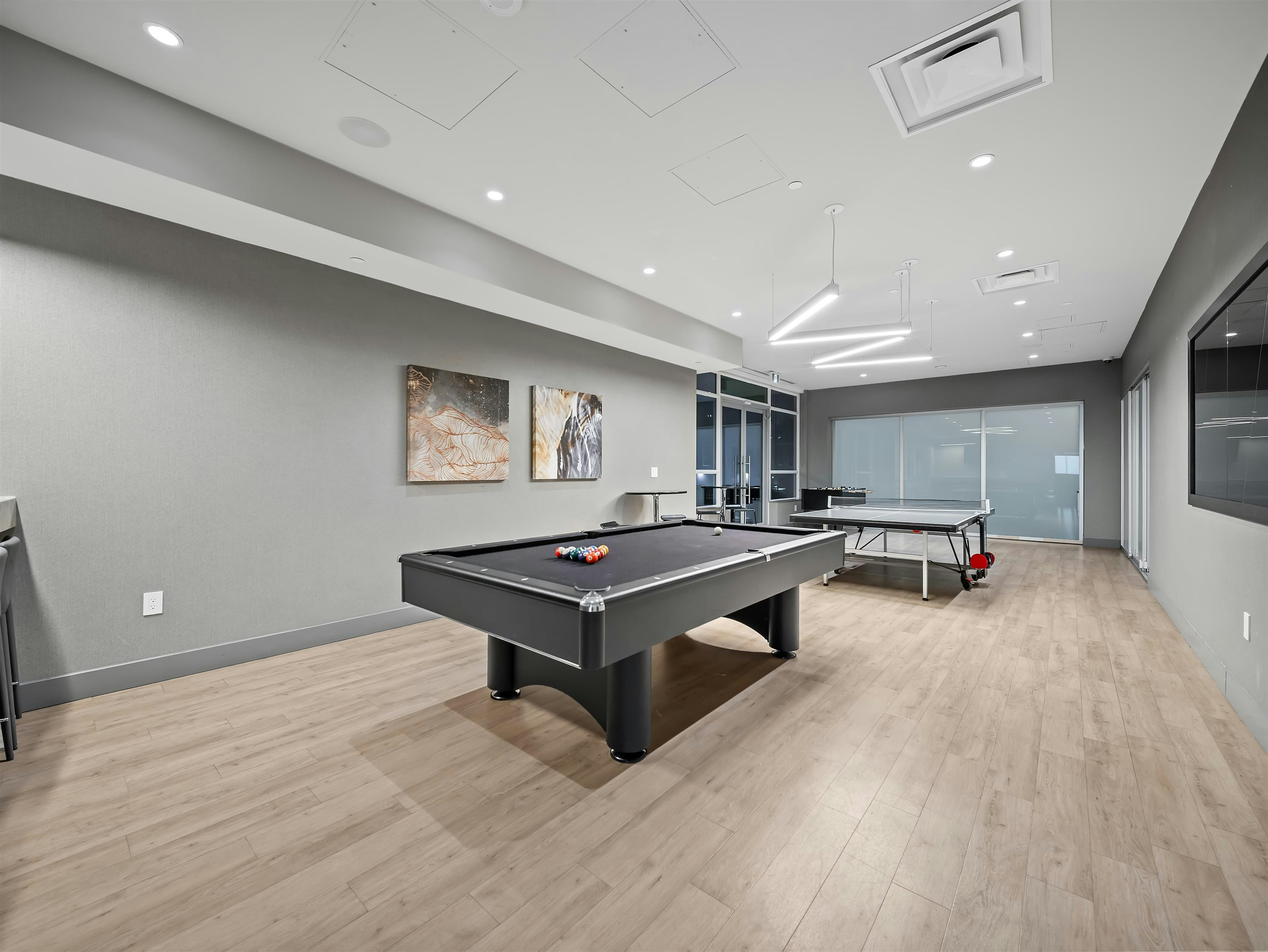 704-125 E 14th Street, North Vancouver, BC, V7L 0E6 - 35