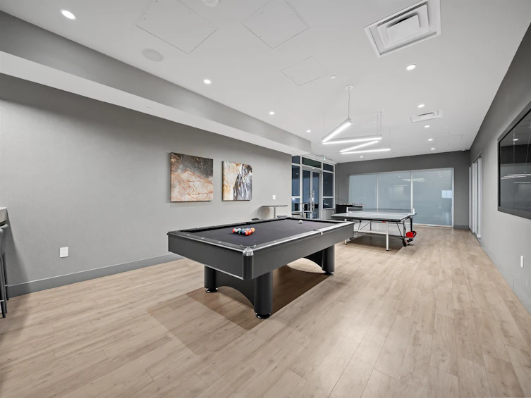 704-125 E 14th Street, North Vancouver, BC, V7L 0E6 - 35