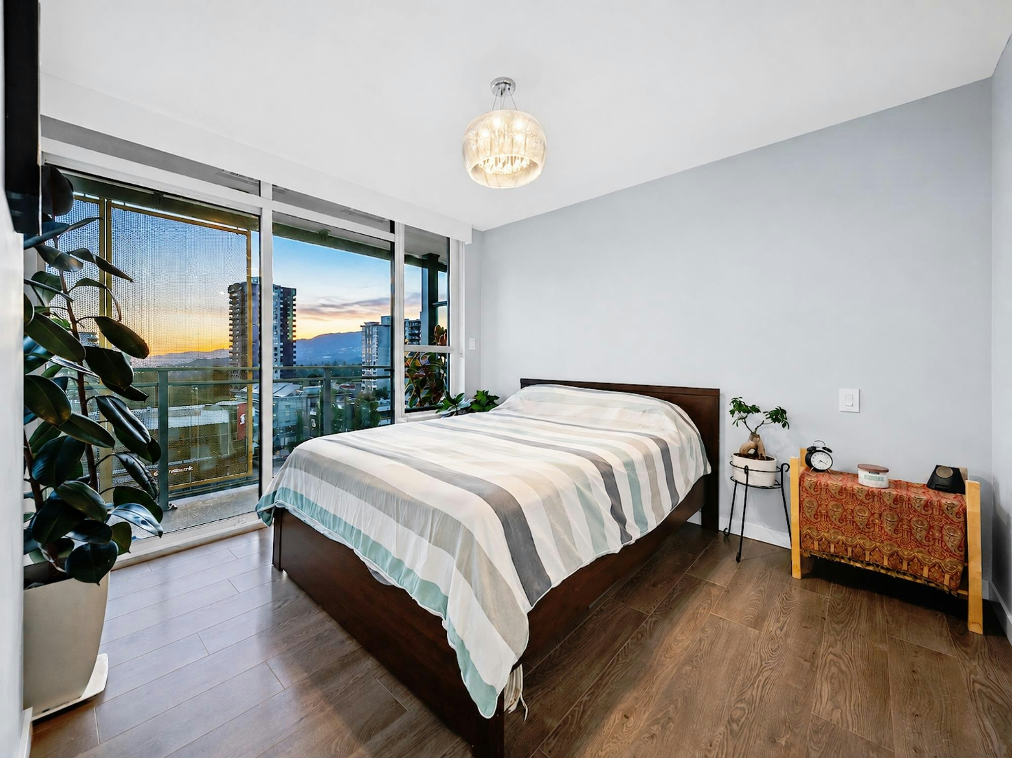 704-125 E 14th Street, North Vancouver, BC, V7L 0E6 - 17