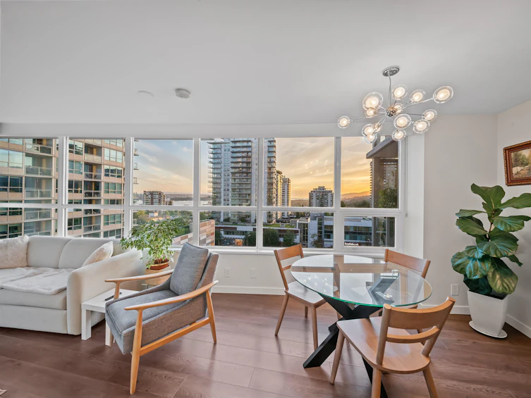 704-125 E 14th Street, North Vancouver, BC, V7L 0E6 - 11