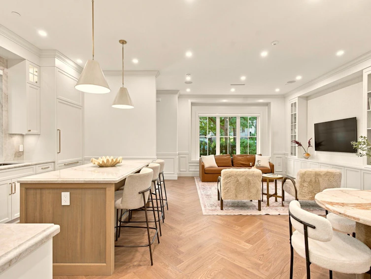 1-127 W 17th Avenue, Vancouver, BC, V5Y 1Z7 - 17