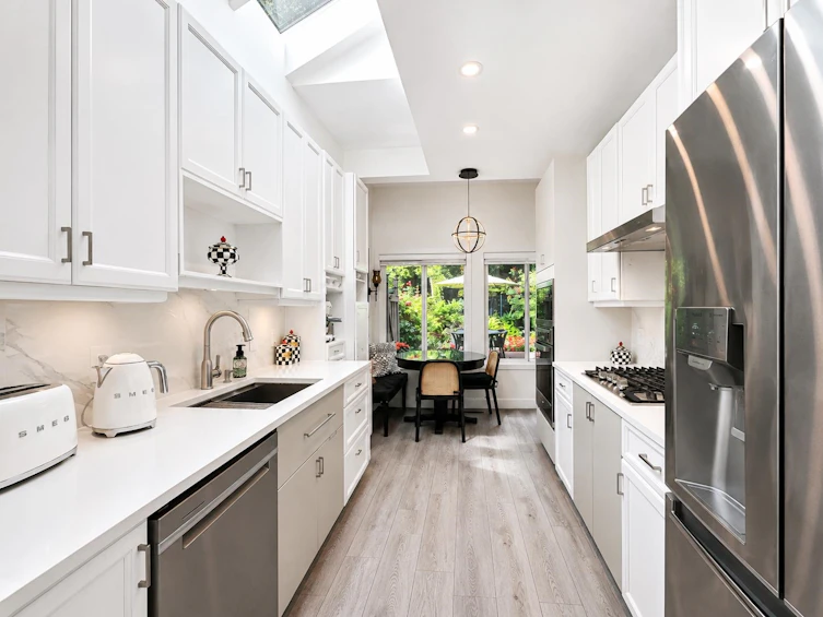 1741 Rufus Drive, North Vancouver, BC, V7J 3L8 - 4