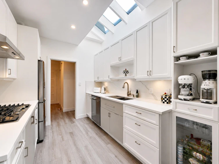 1741 Rufus Drive, North Vancouver, BC, V7J 3L8 - 3