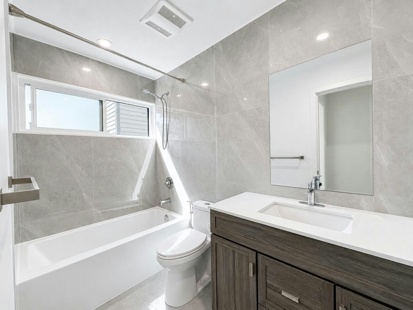 1741 Rufus Drive, North Vancouver, BC, V7J 3L8 - 16