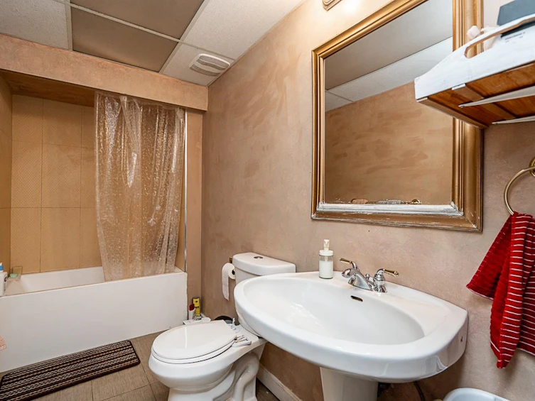14720 60 Avenue, Surrey, BC, V3S 1R7 - 25