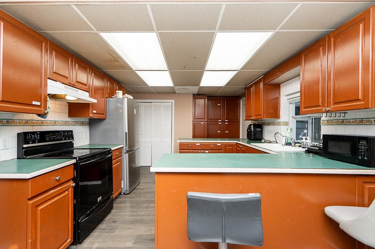 14720 60 Avenue, Surrey, BC, V3S 1R7 - 8