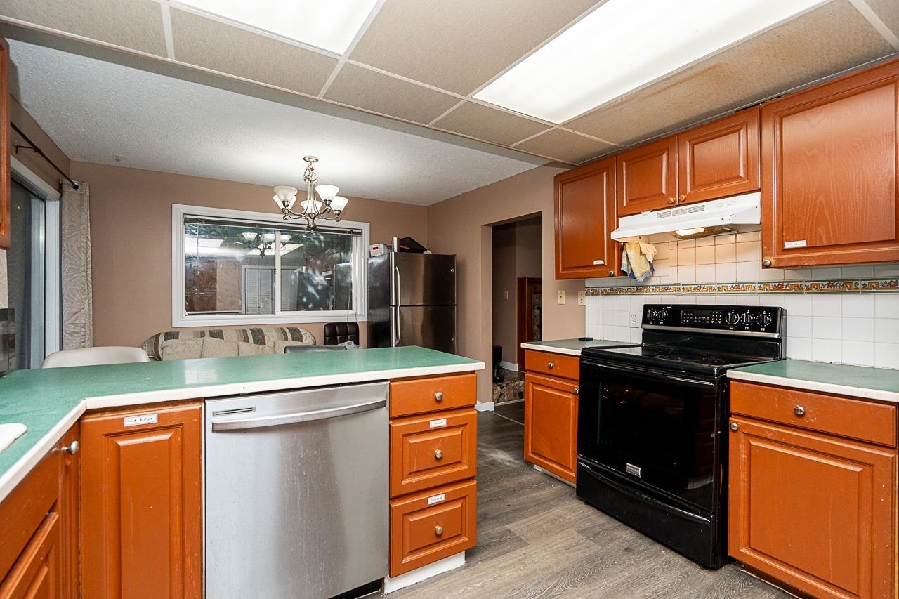14720 60 Avenue, Surrey, BC, V3S 1R7 - 10