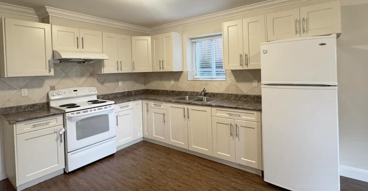 14000 Wellington Crescent, Surrey, BC, V3R 9H2 - 2