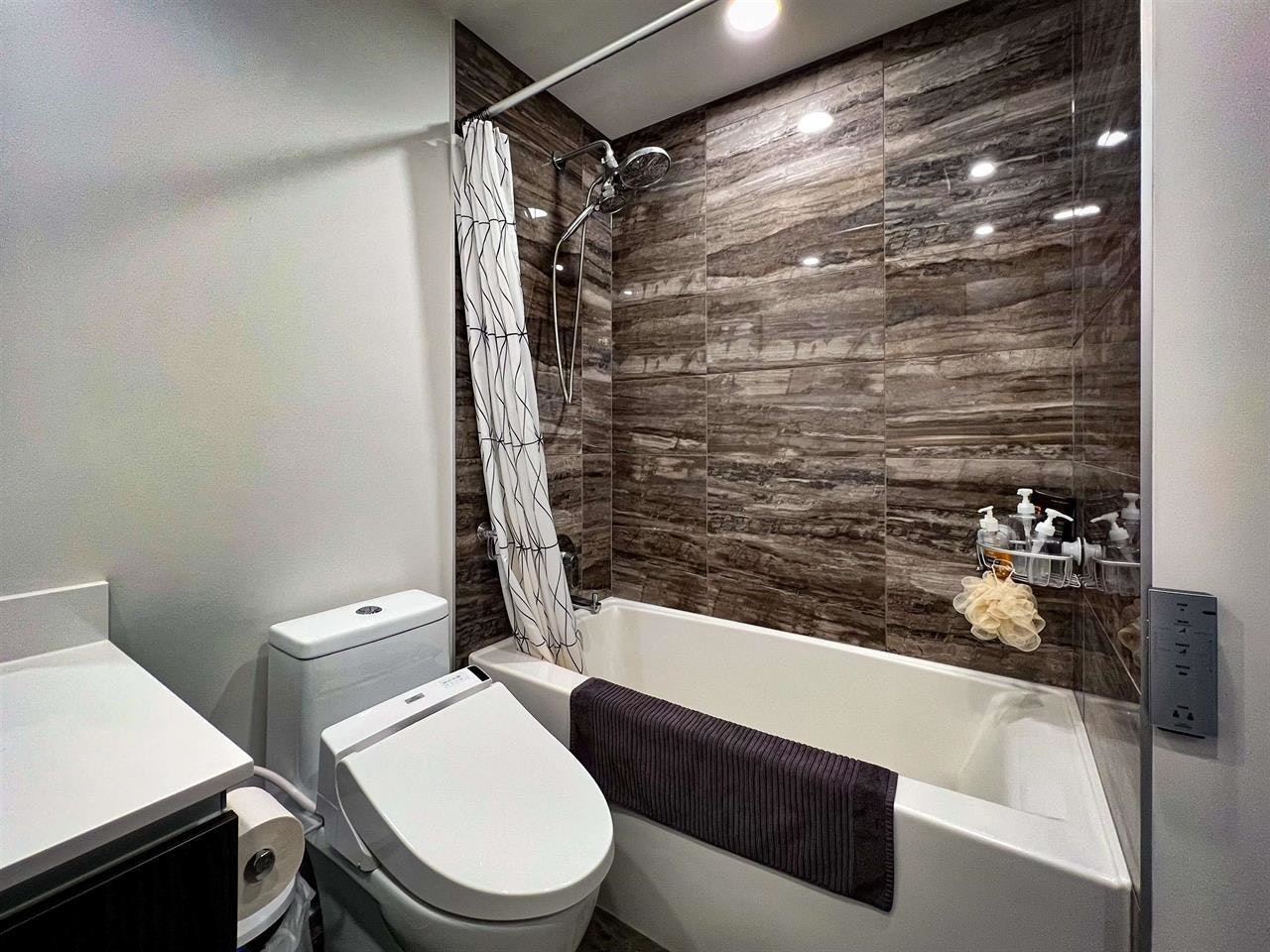 3X01-1888 Gilmore Avenue, Burnaby, BC, V5C 0L2 - 11