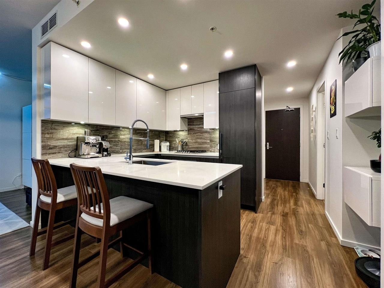 3X01-1888 Gilmore Avenue, Burnaby, BC, V5C 0L2 - 2