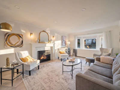 4268 Graveley Street - 5