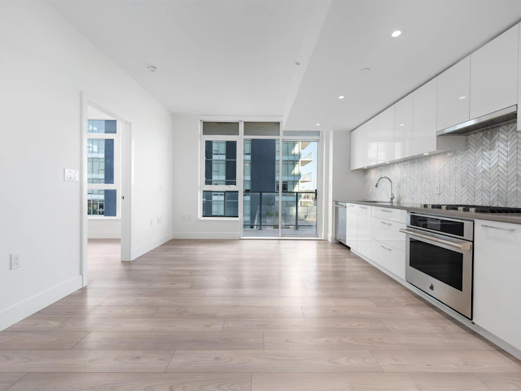 601-8570 Rivergrass Drive, Vancouver, BC, V5S 0H4 - 6
