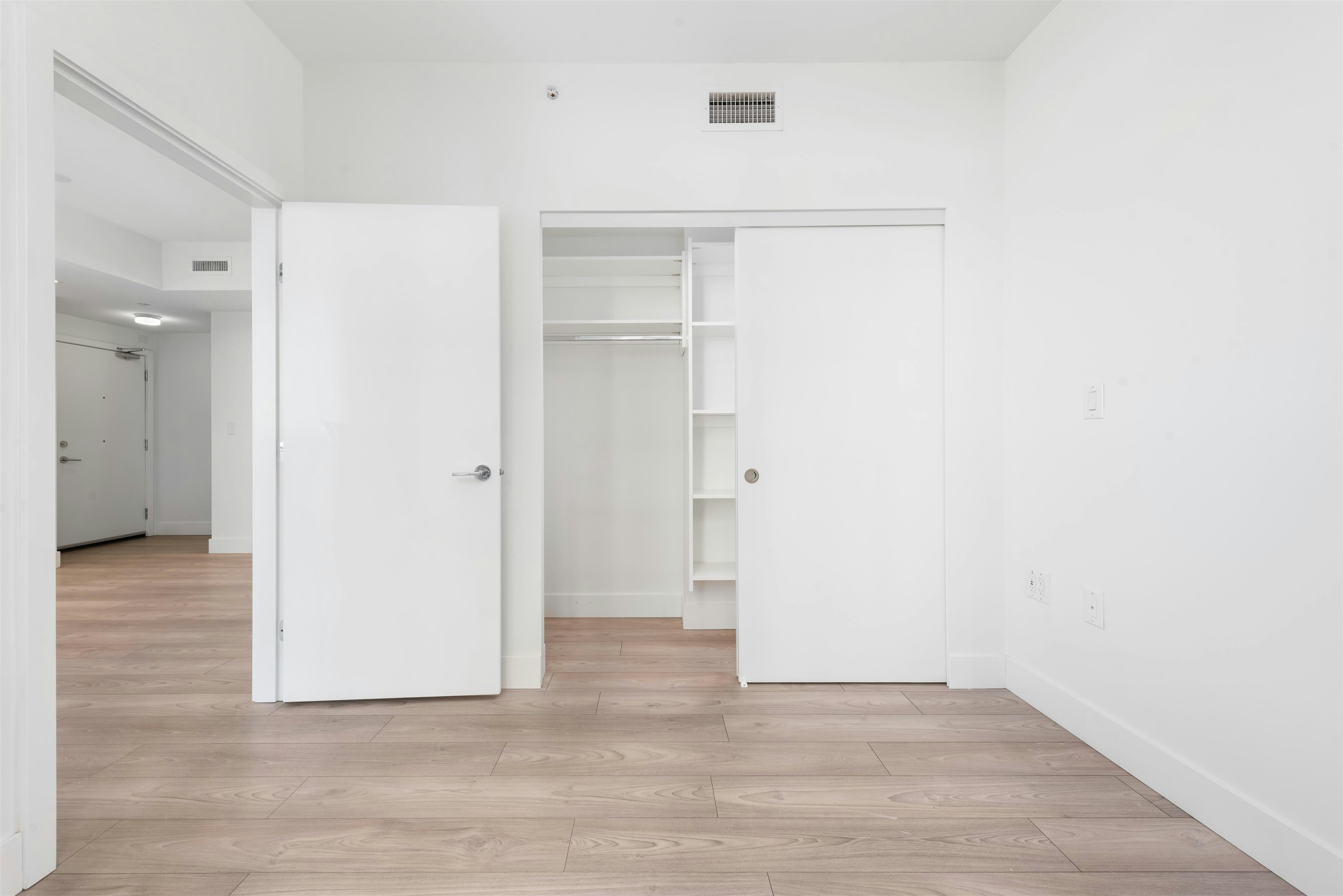 601-8570 Rivergrass Drive, Vancouver, BC, V5S 0H4 - 10