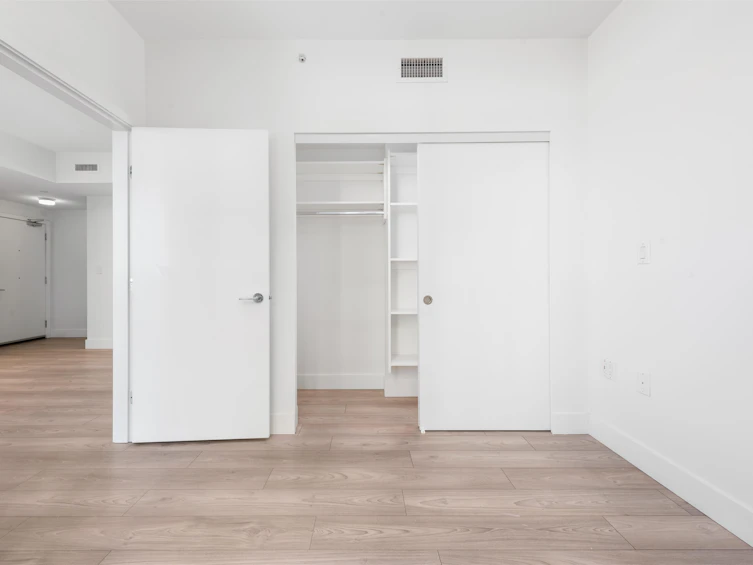 601-8570 Rivergrass Drive, Vancouver, BC, V5S 0H4 - 10