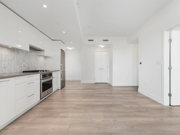 601-8570 Rivergrass Drive, Vancouver, BC, V5S 0H4 - 8