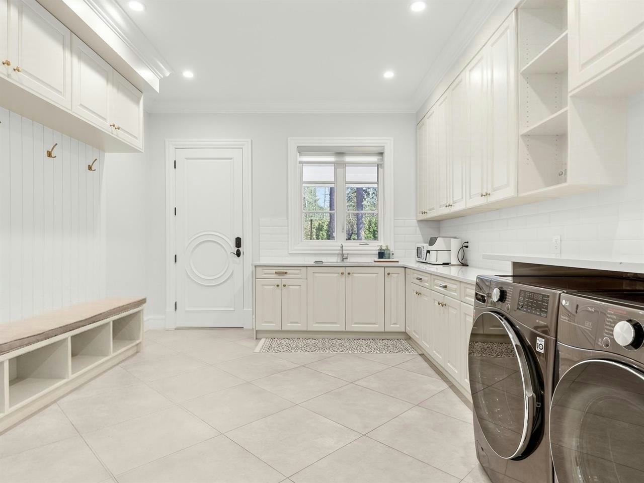 16375 30b Avenue, Surrey, BC, V3S 0E3 - 16