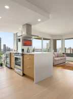 1402 1020 Harwood Street