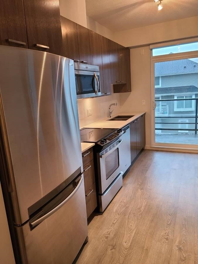 317-617 Smith Avenue, Coquitlam, BC, V3J 0C3 - 2