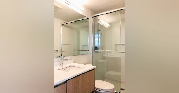 8xx-8940 University Crescent, Burnaby, BC, V5A 0E7 - 4