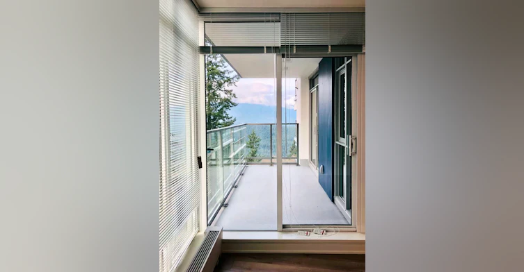 8xx-8940 University Crescent, Burnaby, BC, V5A 0E7 - 6