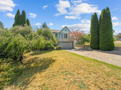 23190 122 Avenue - 2
