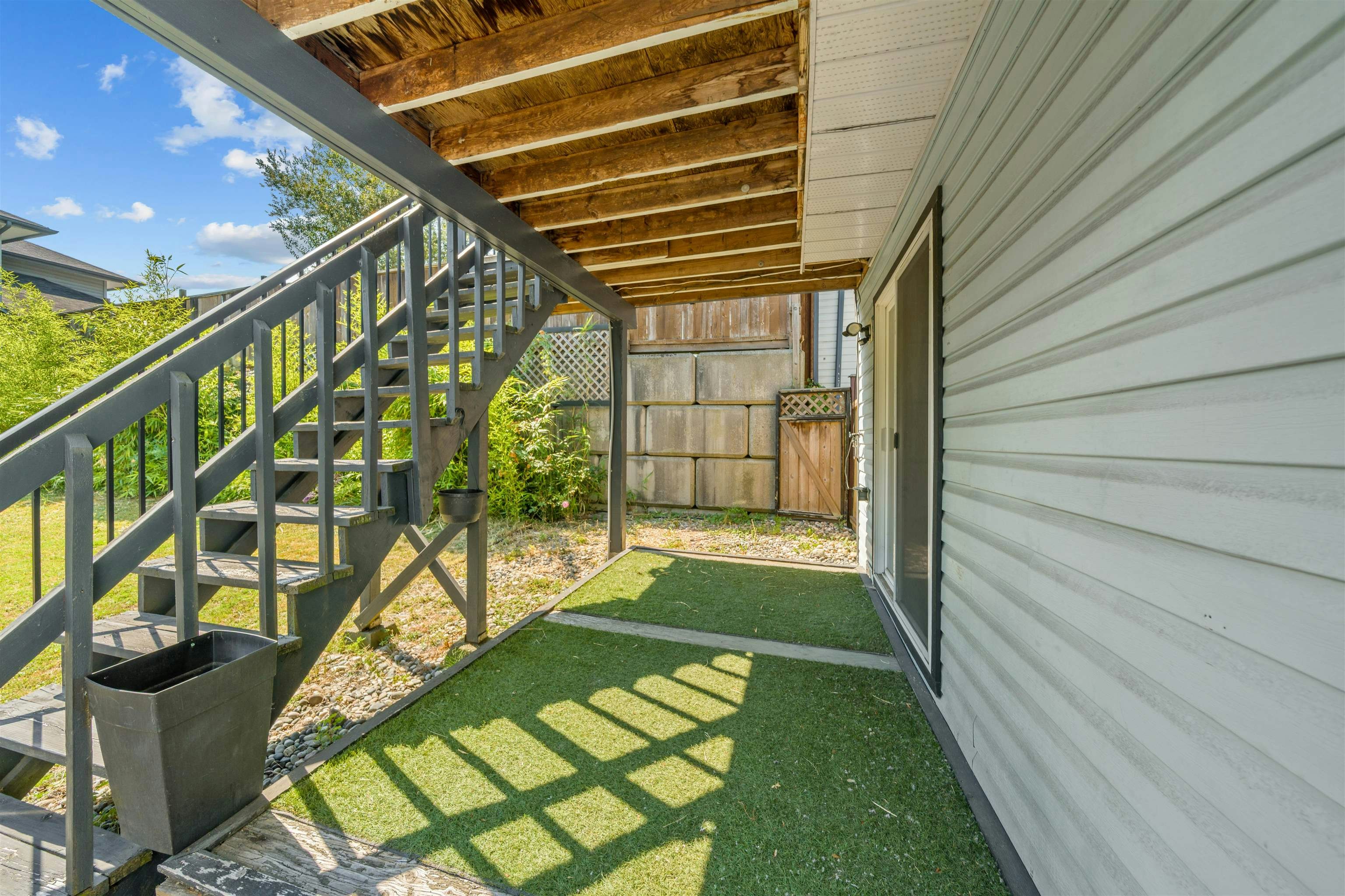 23190 122 Avenue, Maple Ridge, BC, V2X 0P9 - 6