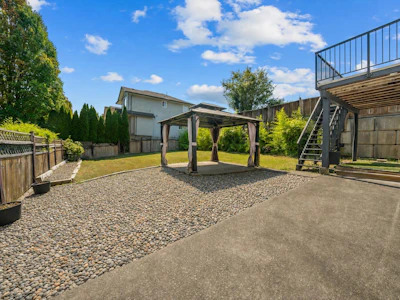 23190 122 Avenue - 5