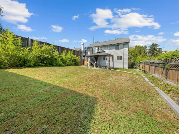 23190 122 Avenue, Maple Ridge, BC, V2X 0P9 - 9