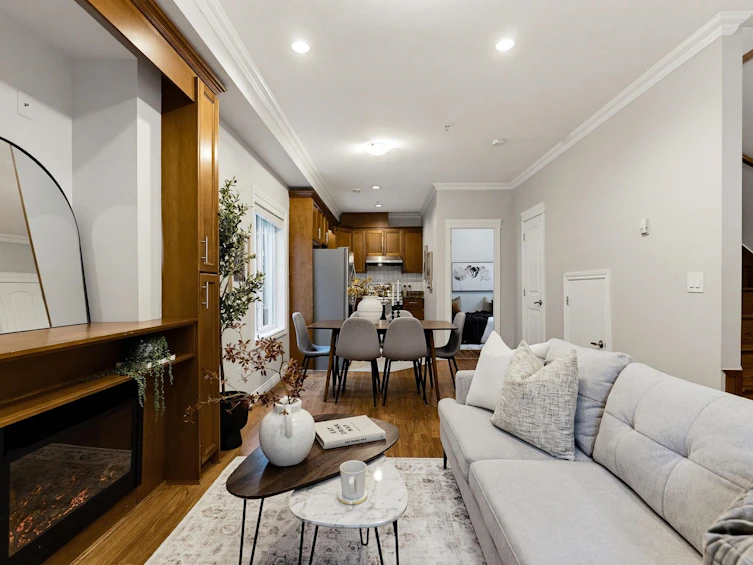 2139 Triumph Street, Vancouver, BC, V5L 1L1 - 6