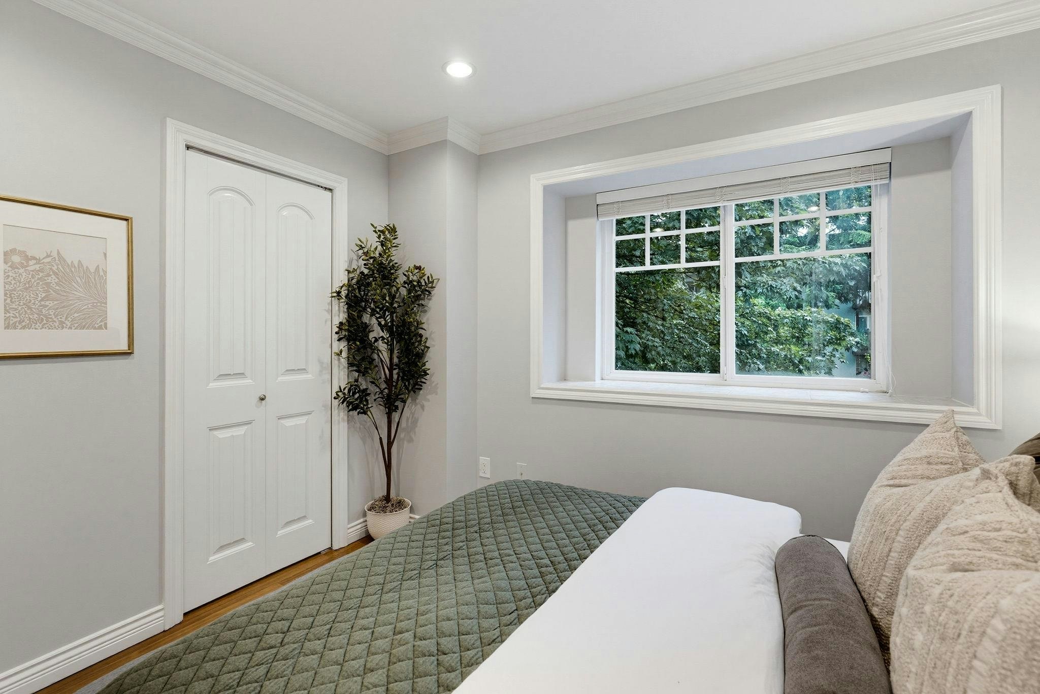 2139 Triumph Street, Vancouver, BC, V5L 1L1 - 9