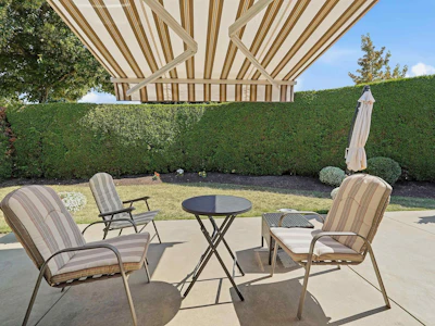 21-14888 24 Avenue - 5