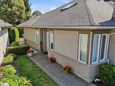 21-14888 24 Avenue - 3