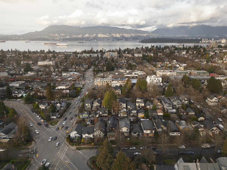 1-2755 W 11th Avenue, Vancouver, BC, V6K 2L8 - 36