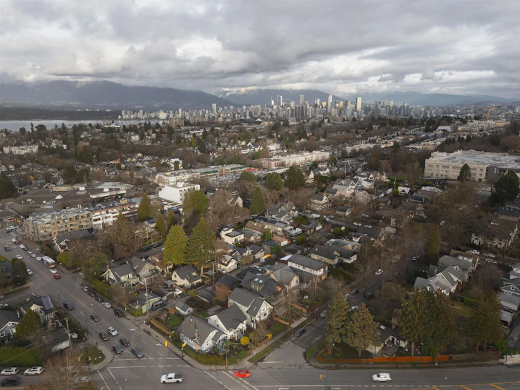 1-2755 W 11th Avenue, Vancouver, BC, V6K 2L8 - 37