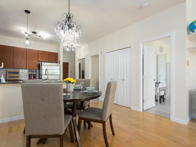 418-10180 153 Street - 5