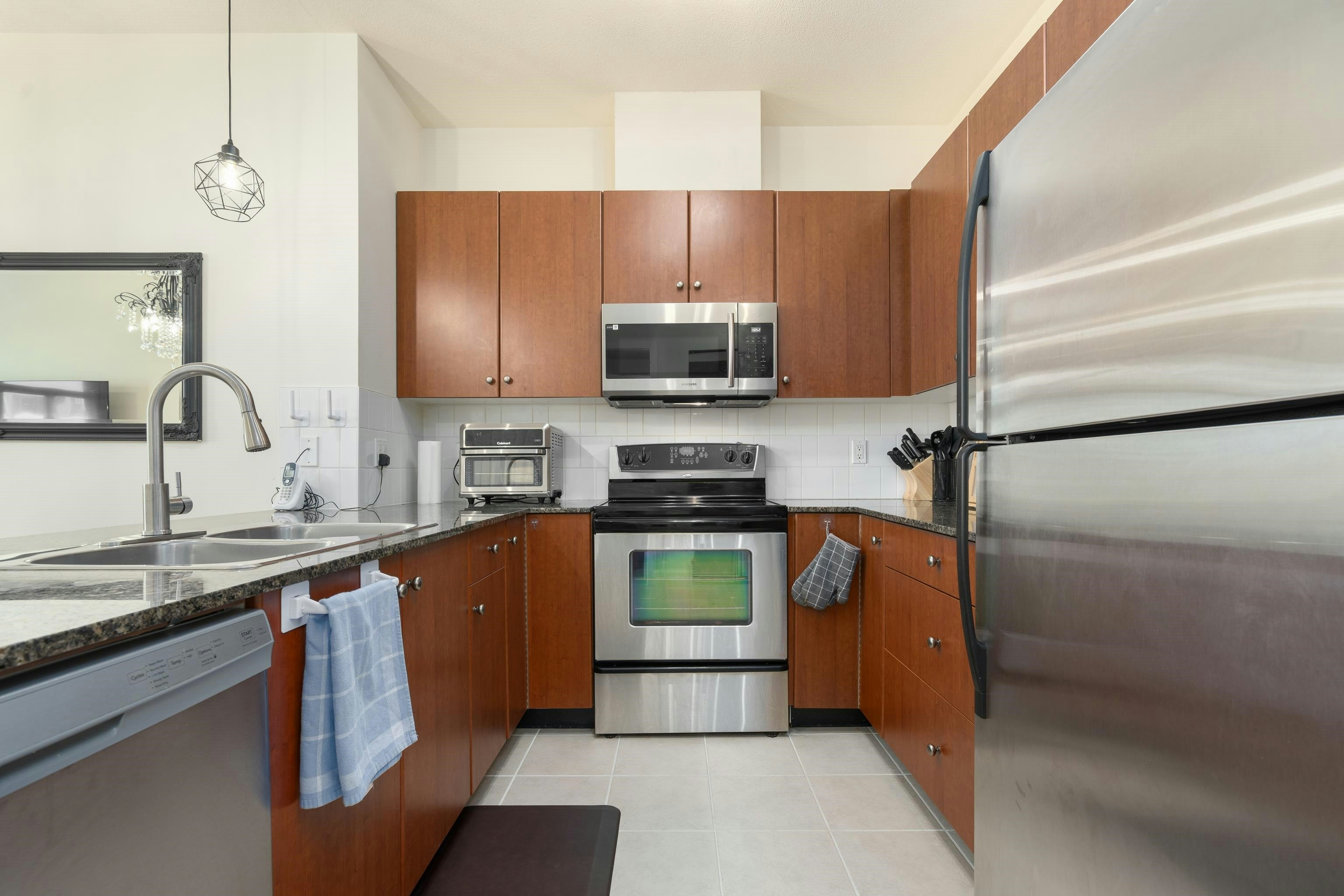 418-10180 153 Street - 3