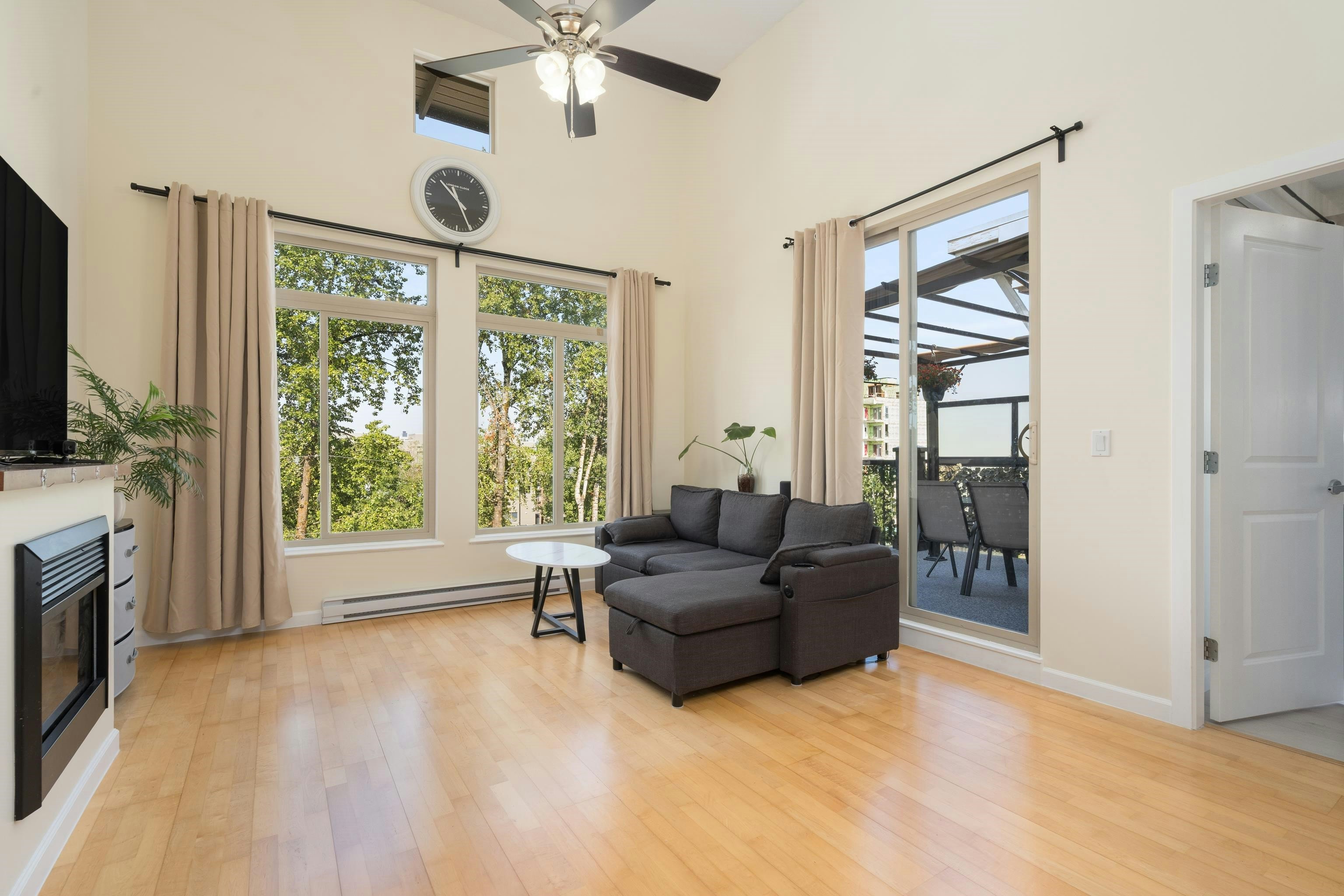 418-10180 153 Street, Surrey, BC, V3R 0B5 - 10