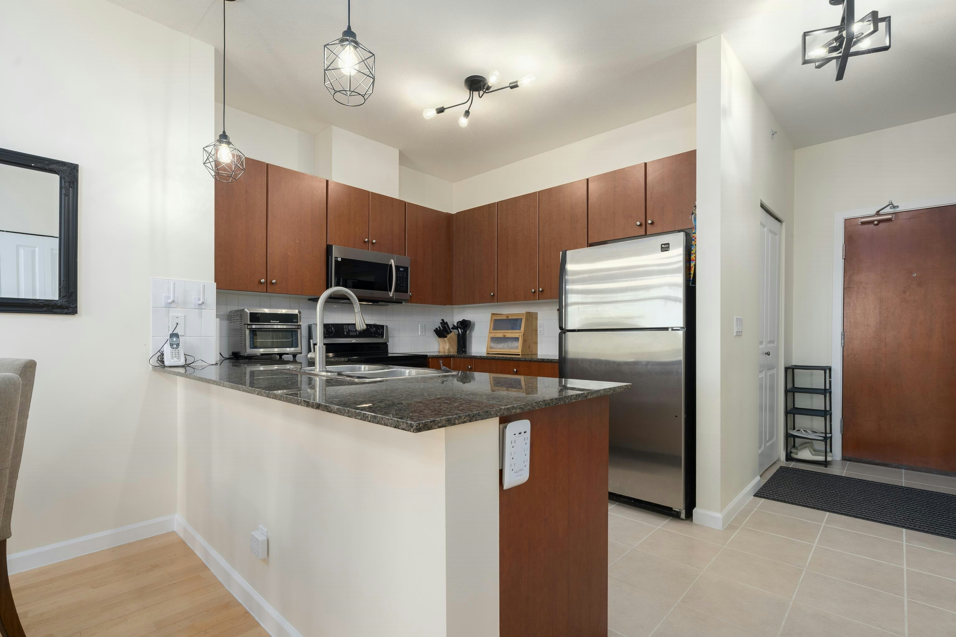 418-10180 153 Street - 4