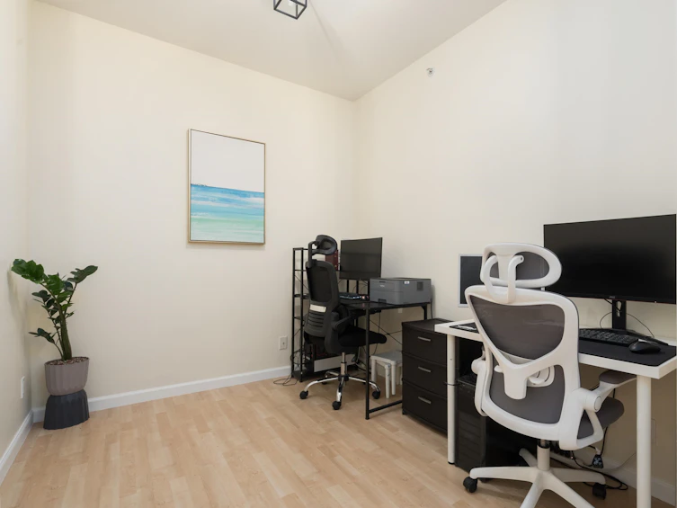 418-10180 153 Street, Surrey, BC, V3R 0B5 - 22